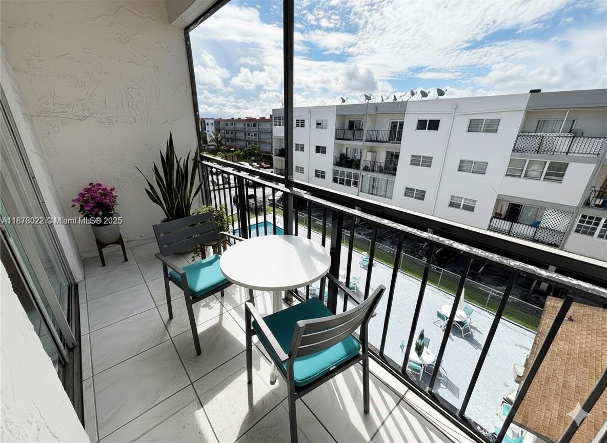 PALMETTO GARDENS NORTH CO - Residential