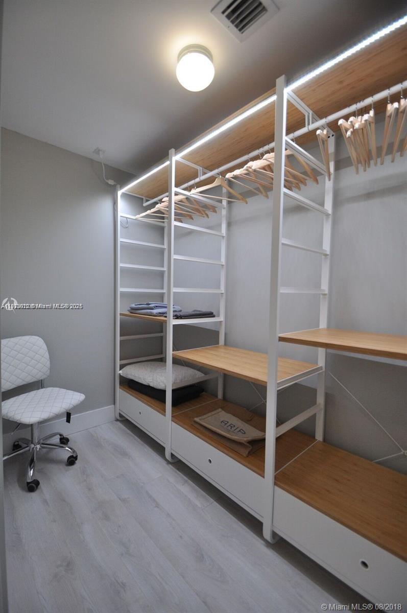 ARIA ON THE BAY CONDO - Residential Lease