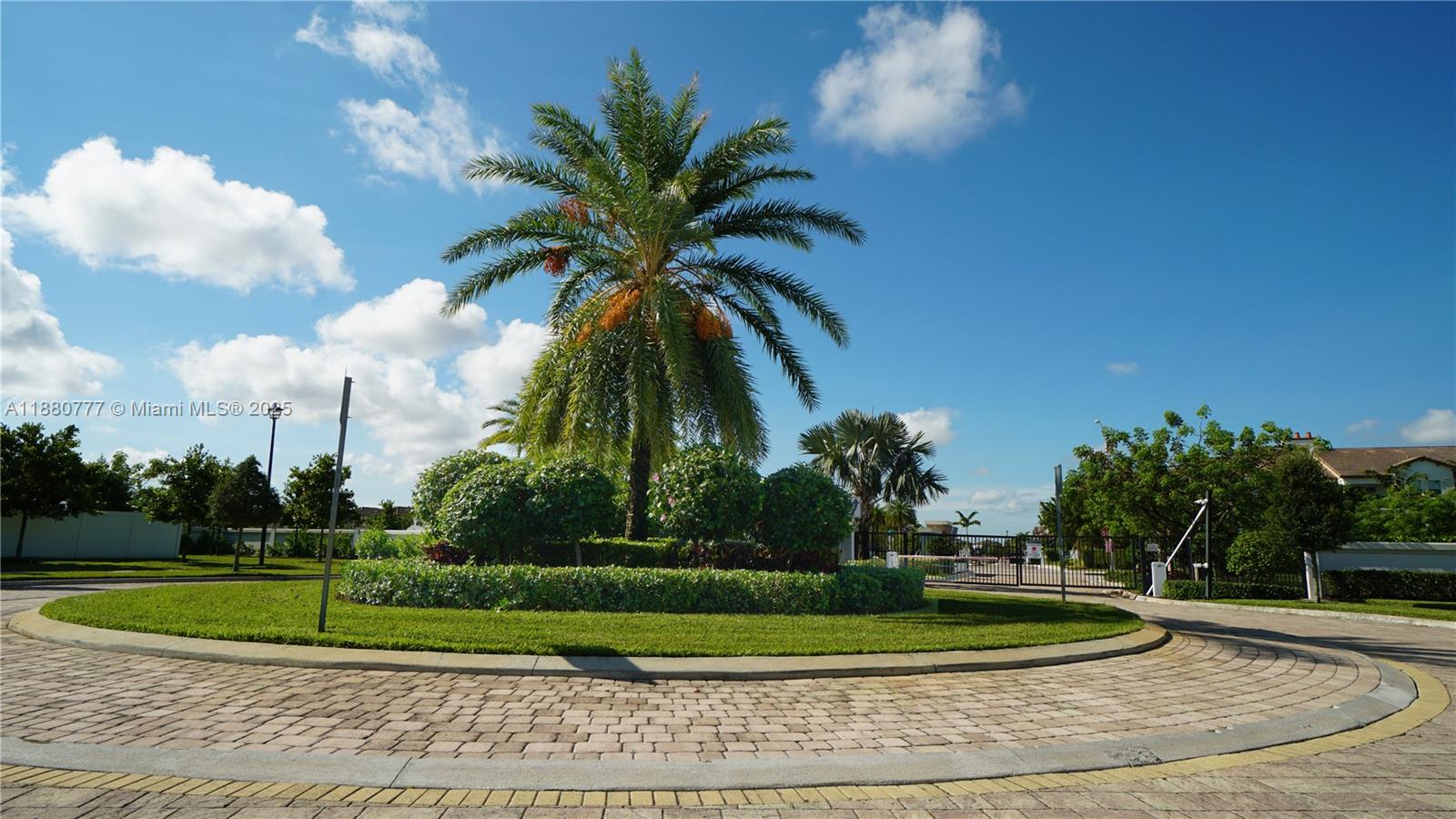 AQUABELLA SECTION ONE - Residential