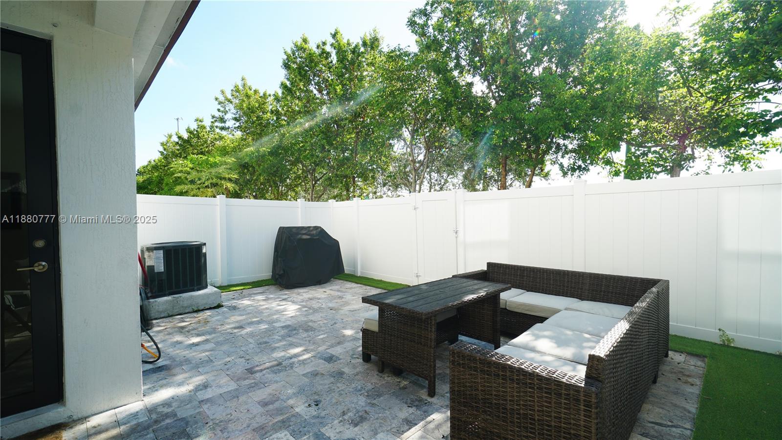 AQUABELLA SECTION ONE - Residential