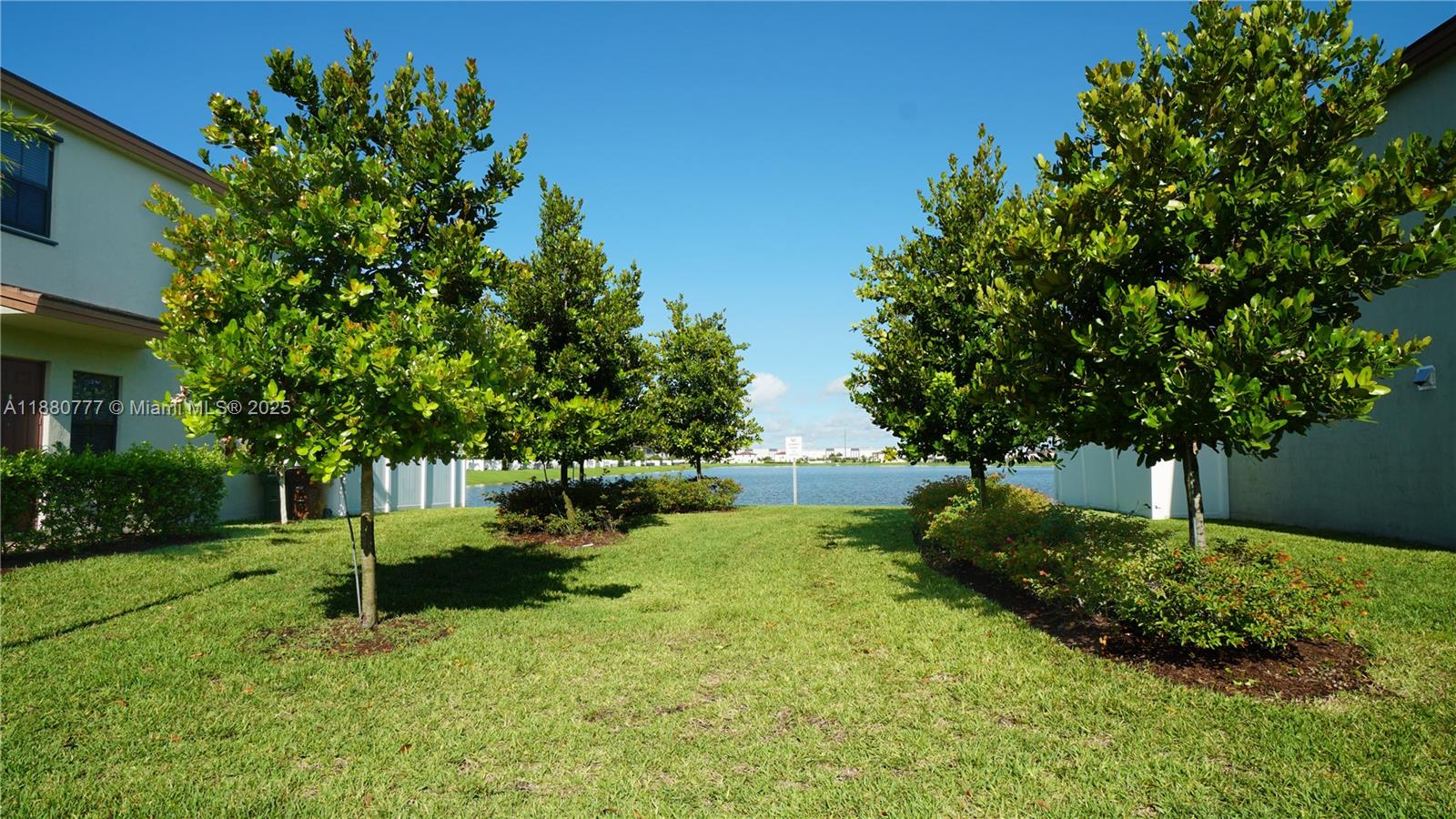 AQUABELLA SECTION ONE - Residential