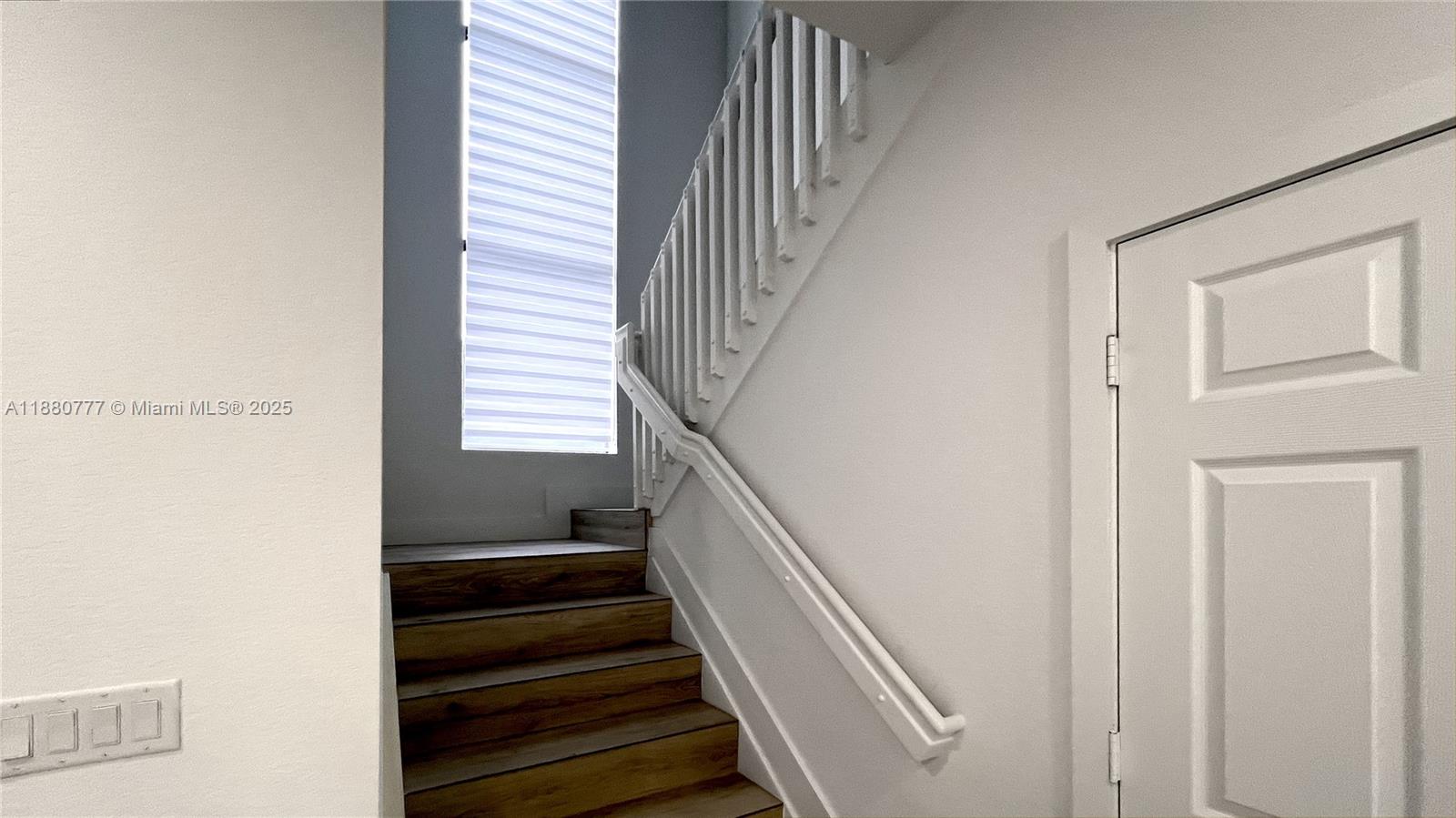 AQUABELLA SECTION ONE - Residential