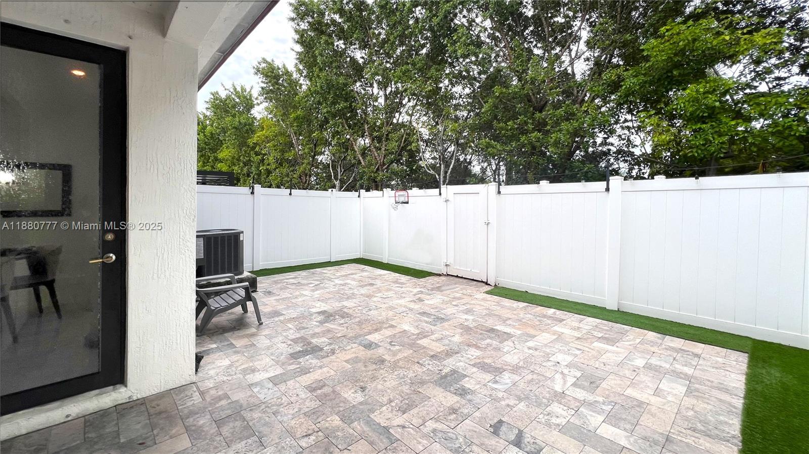 AQUABELLA SECTION ONE - Residential