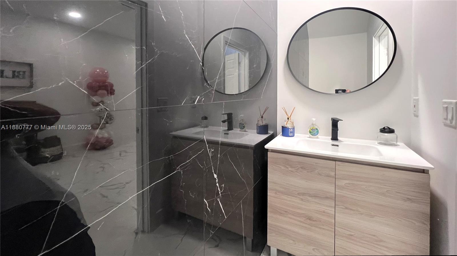 AQUABELLA SECTION ONE - Residential