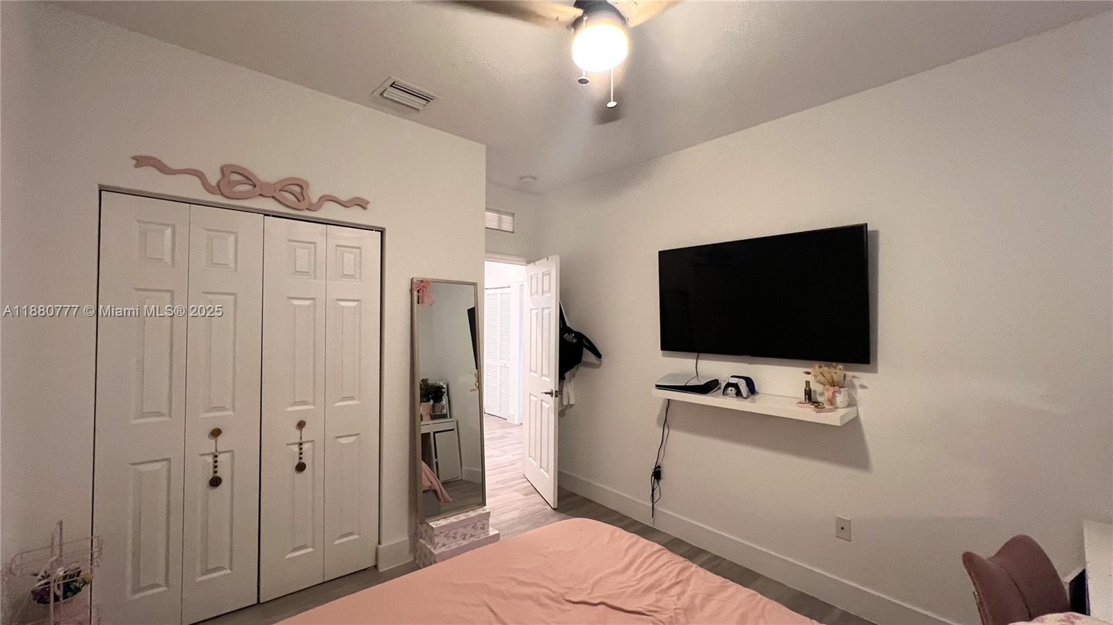 AQUABELLA SECTION ONE - Residential