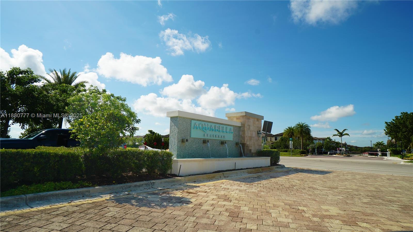 AQUABELLA SECTION ONE - Residential