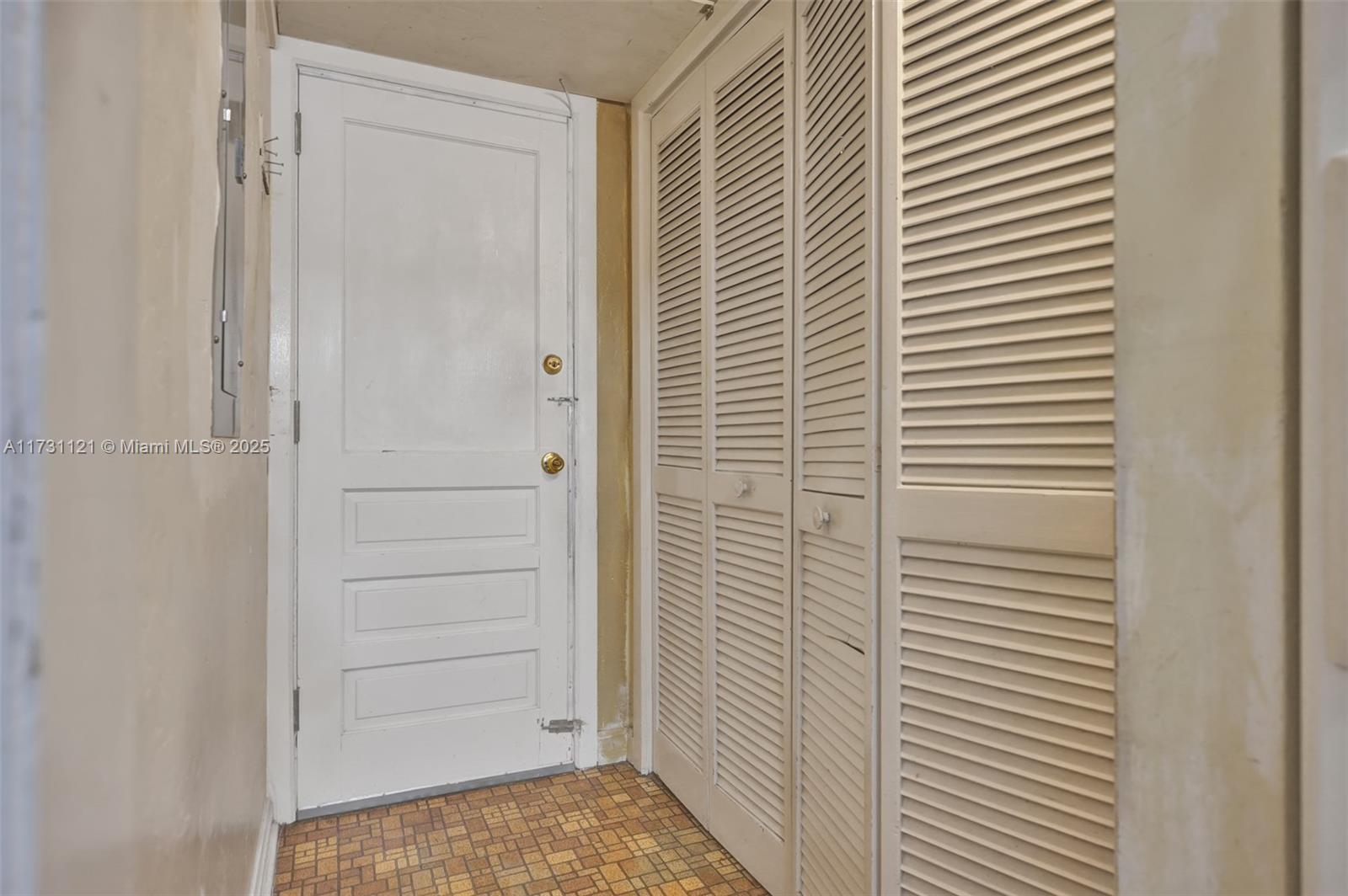 SUN RAY HOMES GREYNOLDS P - Residential