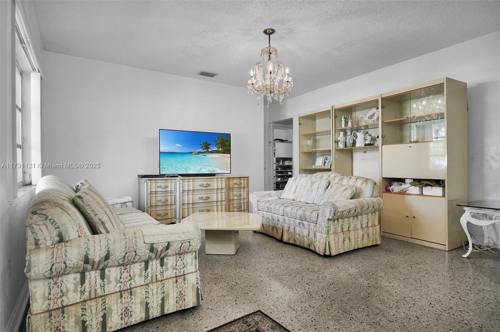 SUN RAY HOMES GREYNOLDS P - Residential
