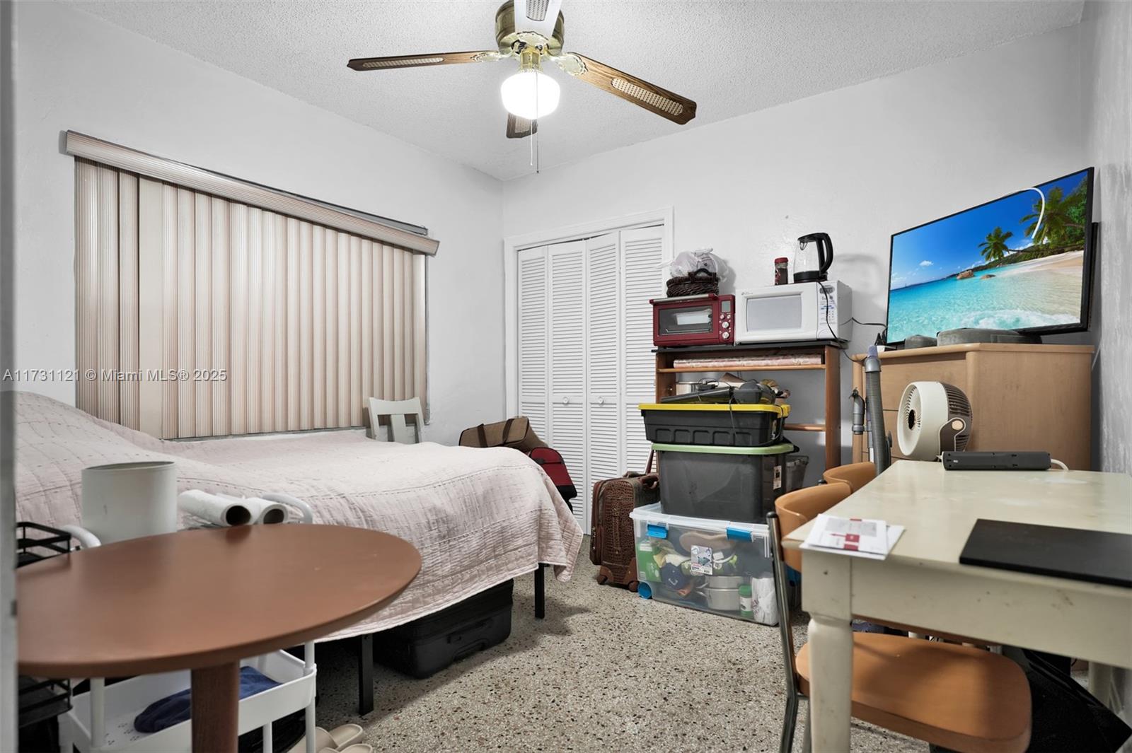 SUN RAY HOMES GREYNOLDS P - Residential