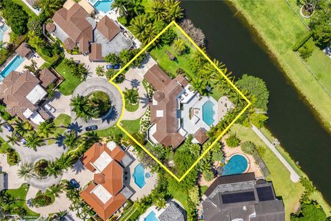 8763 SW 61st Pl Pinecrest FL 33156