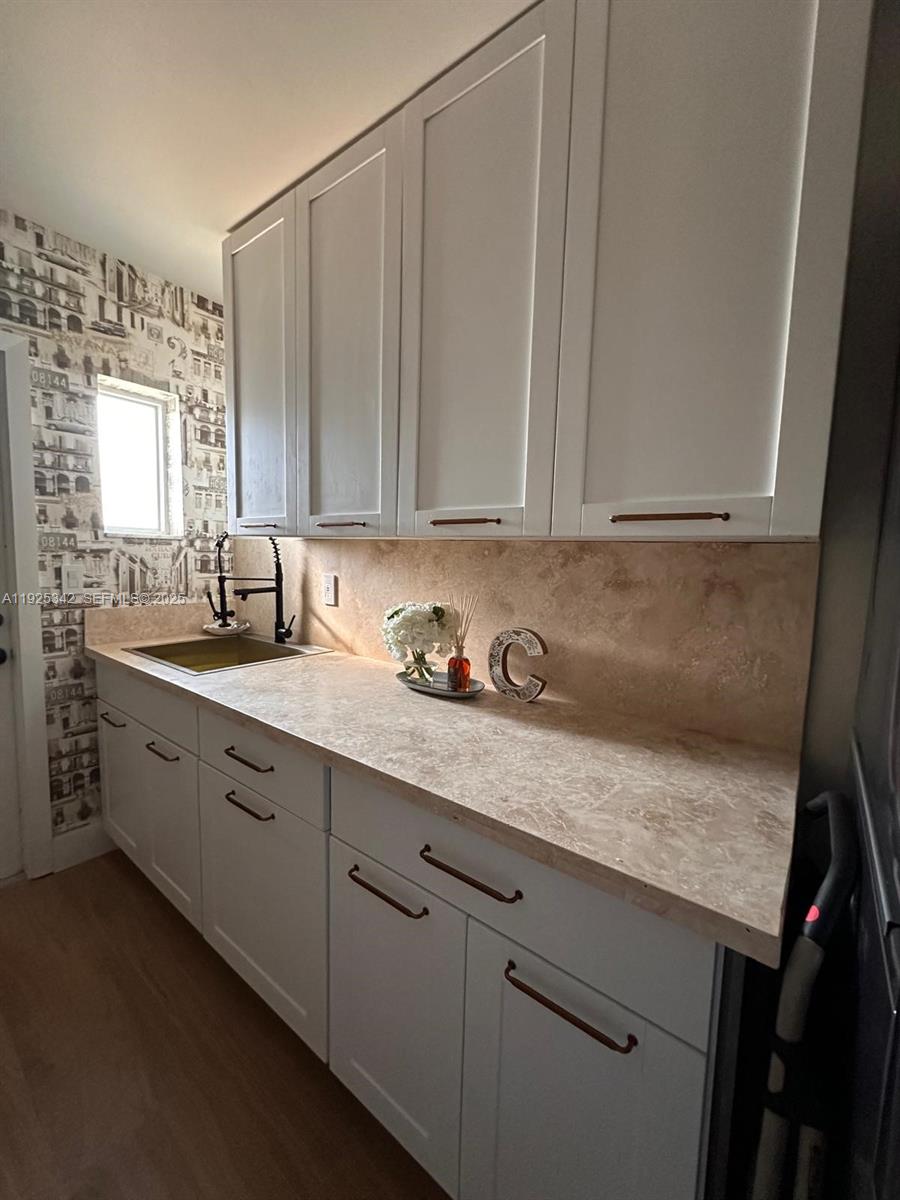 STEWART OAKS - Residential Lease