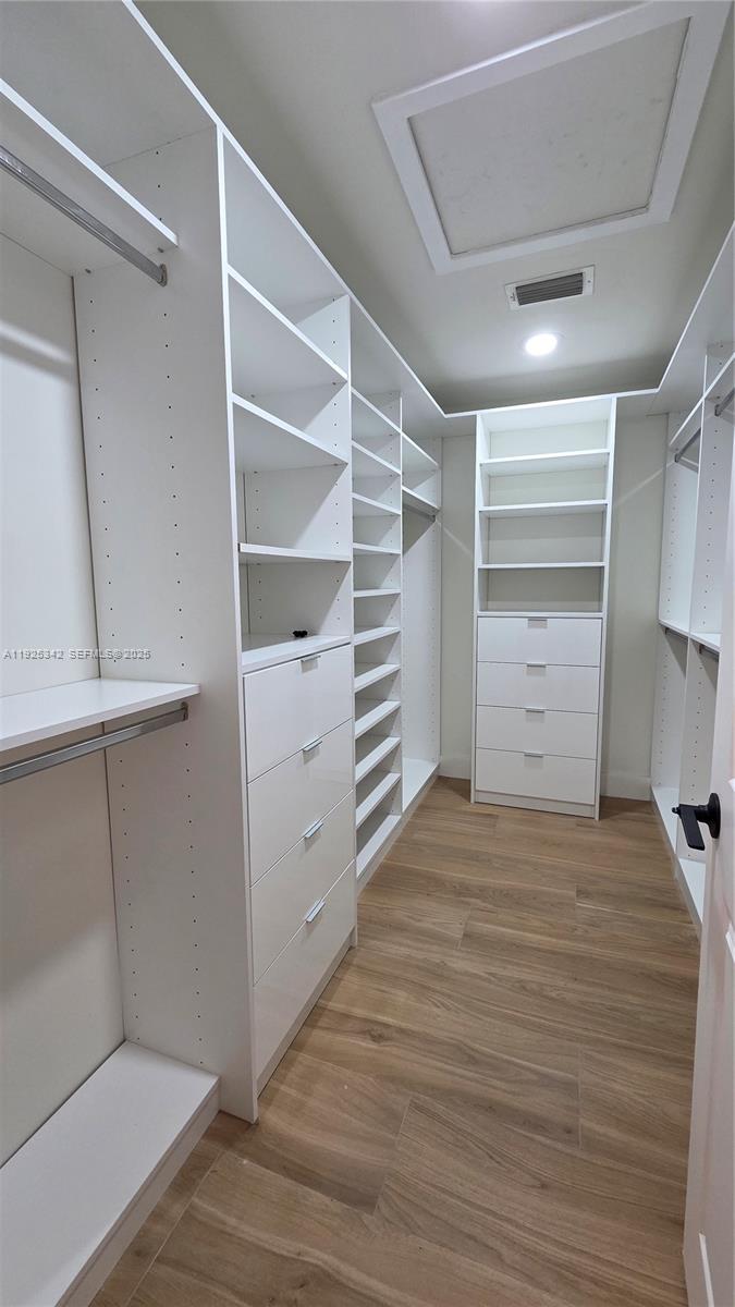 STEWART OAKS - Residential Lease