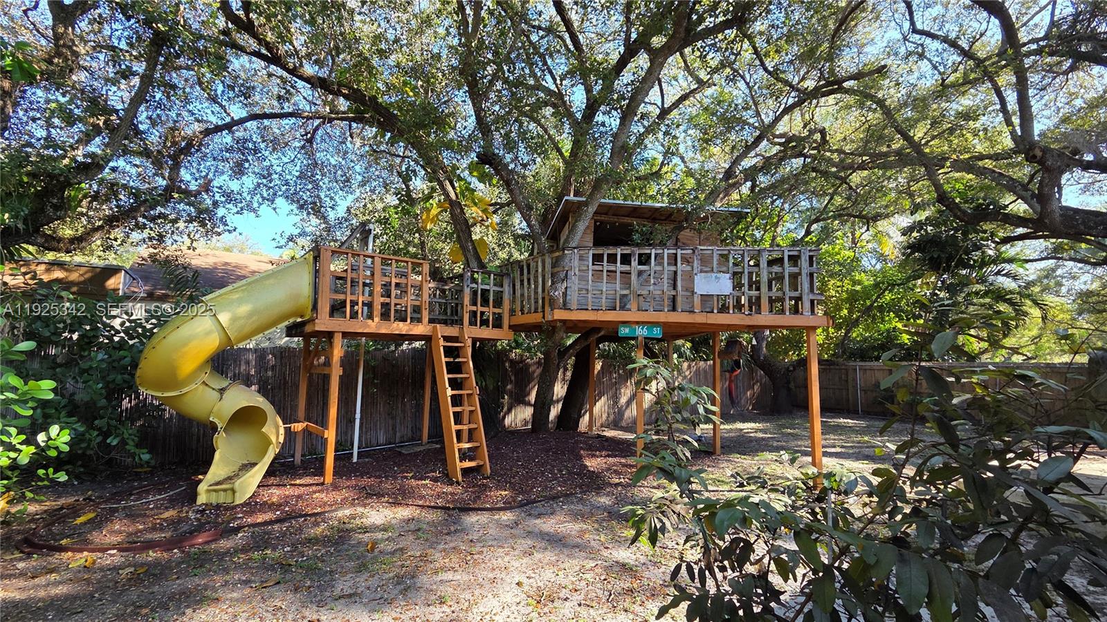 STEWART OAKS - Residential Lease