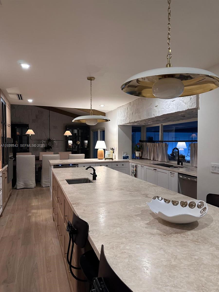 STEWART OAKS - Residential Lease