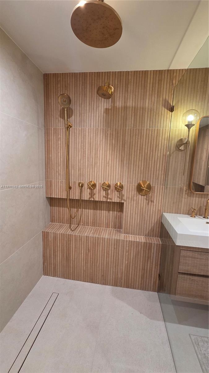 STEWART OAKS - Residential Lease