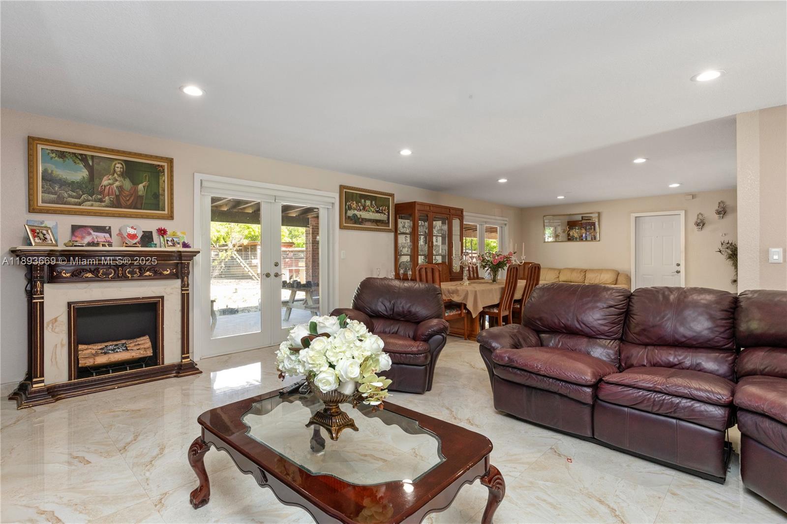 SILVER PALM ACRES - Residential