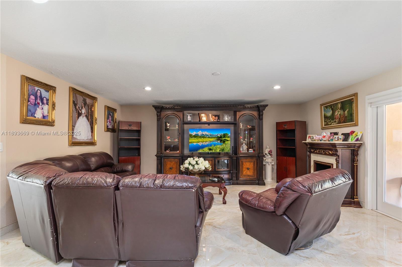 SILVER PALM ACRES - Residential