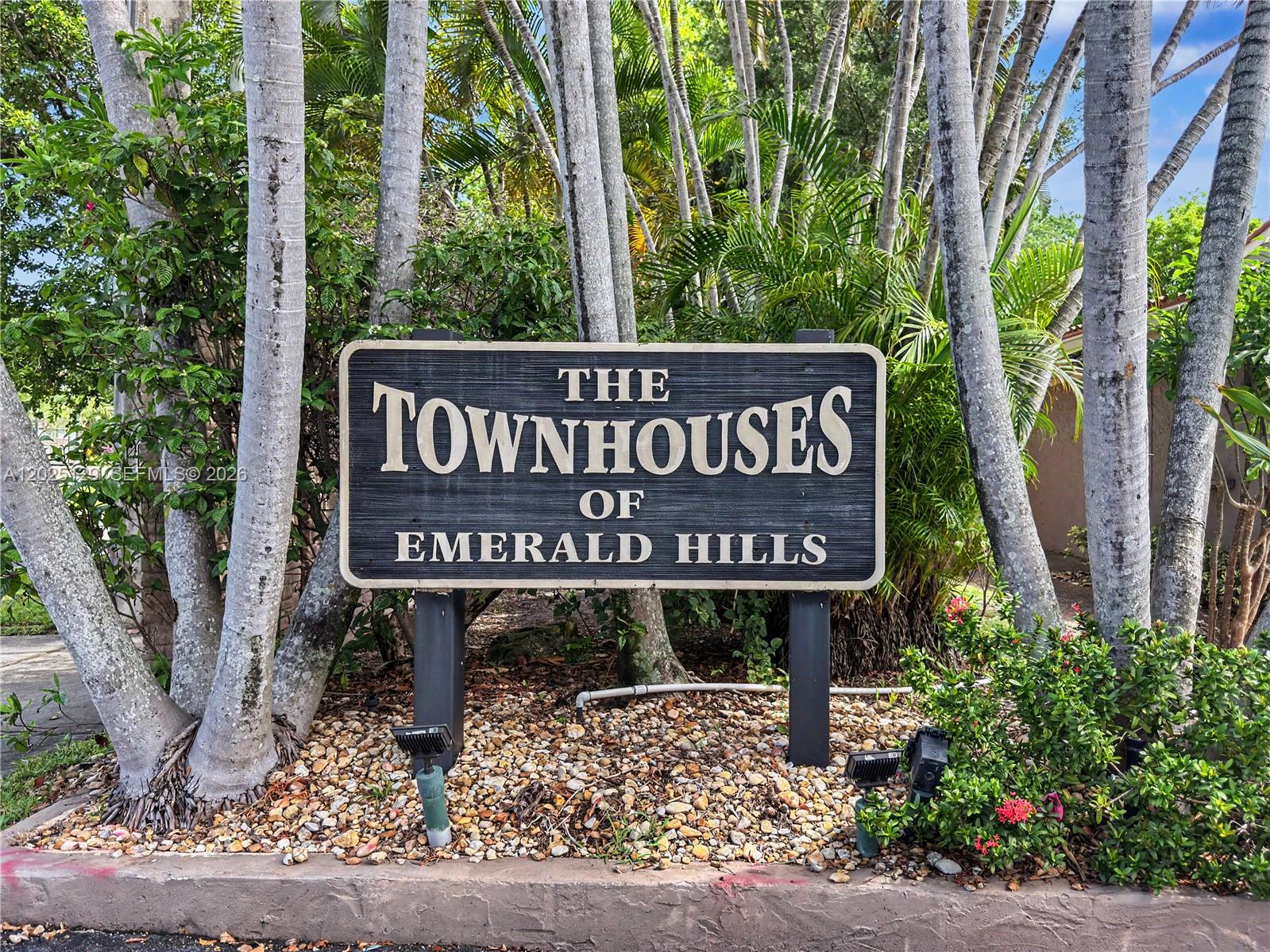 TOWNHOUSES OF EMERALD HIL - Residential