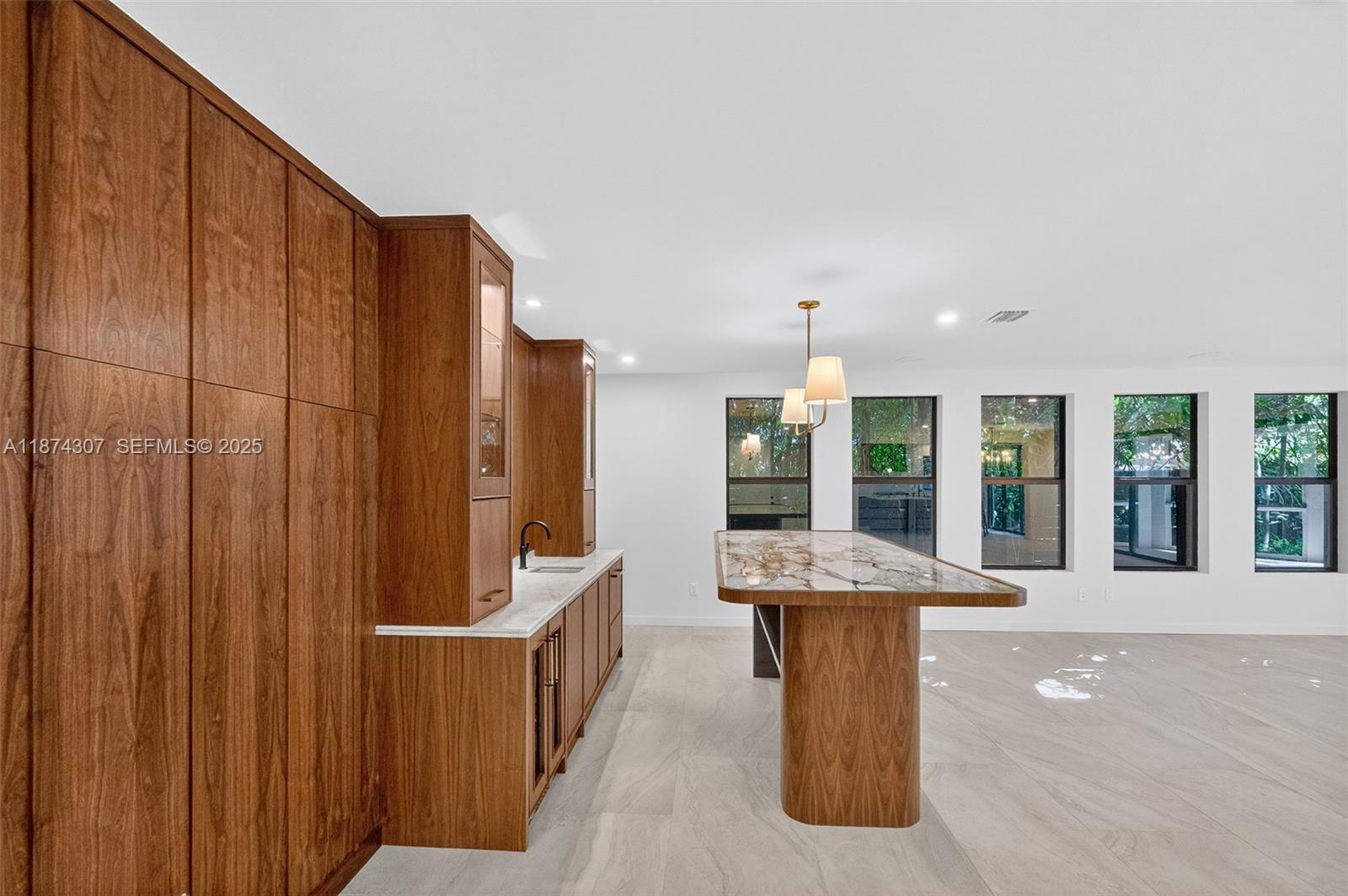 OCEAN VIEW HEIGHTS - Residential