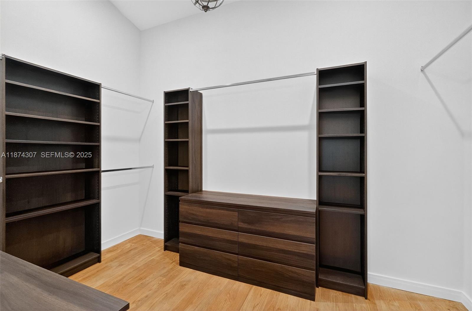 OCEAN VIEW HEIGHTS - Residential