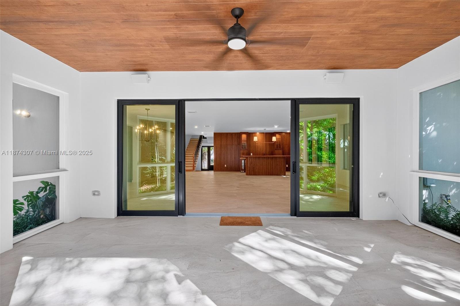 OCEAN VIEW HEIGHTS - Residential