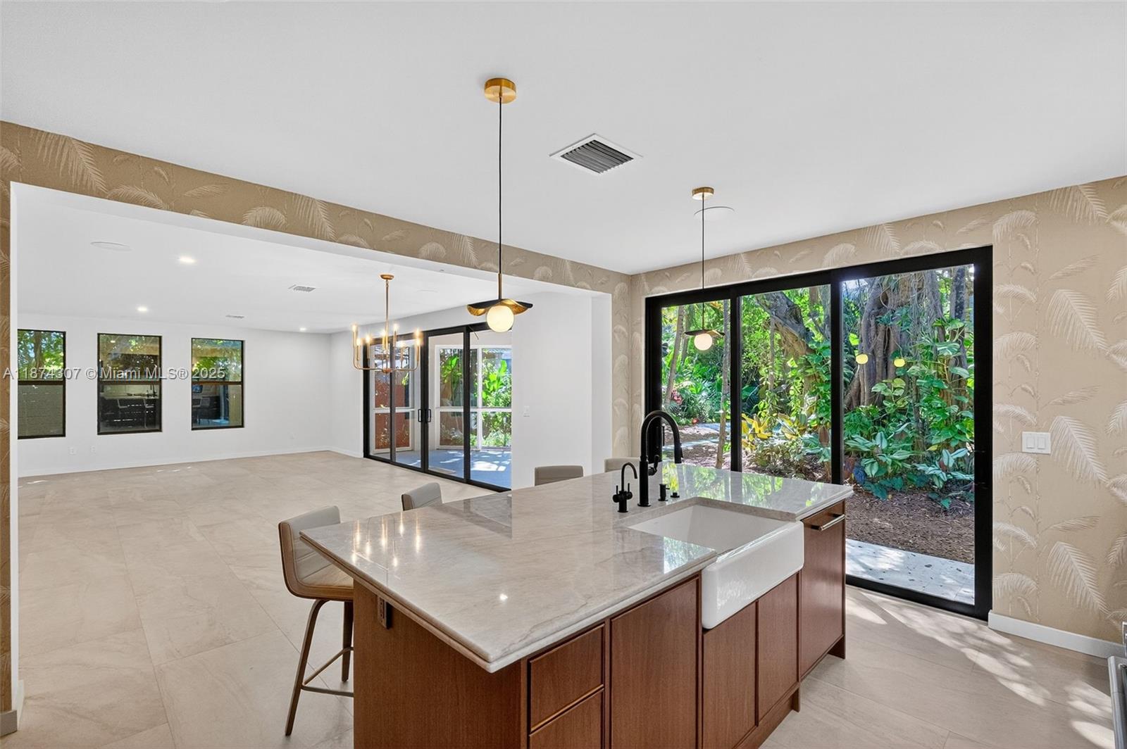 OCEAN VIEW HEIGHTS - Residential