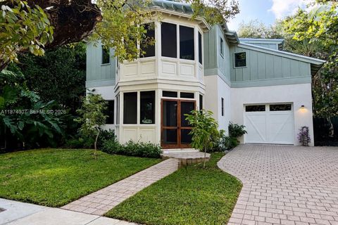 2330 Overbrook St Coconut Grove FL 33133