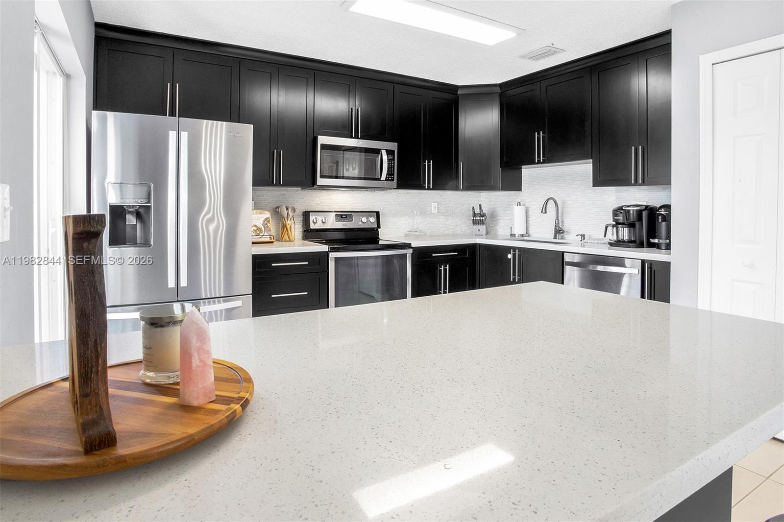 PRECIOUS HOMES AT LAKES B - Residential