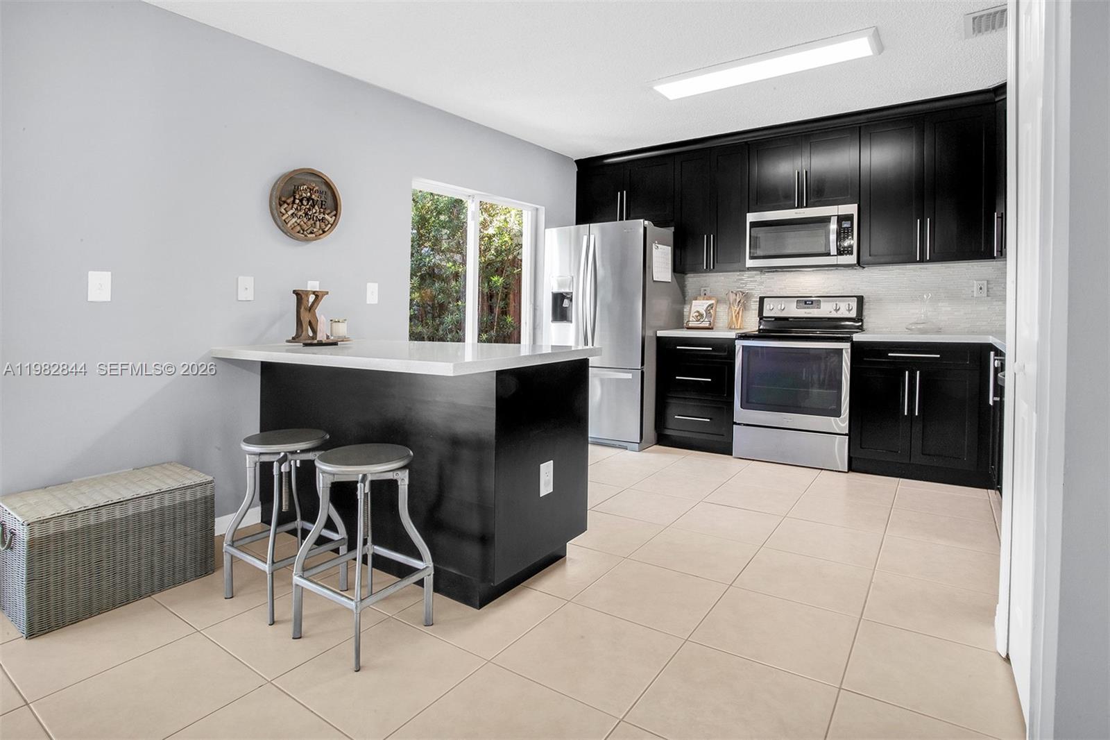 PRECIOUS HOMES AT LAKES B - Residential