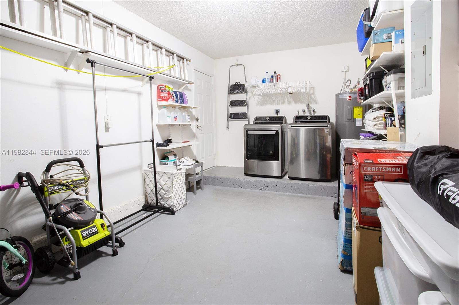 PRECIOUS HOMES AT LAKES B - Residential