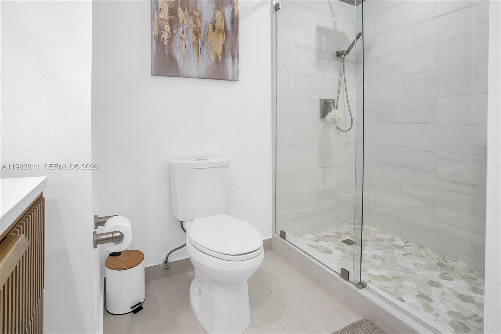 PRECIOUS HOMES AT LAKES B - Residential