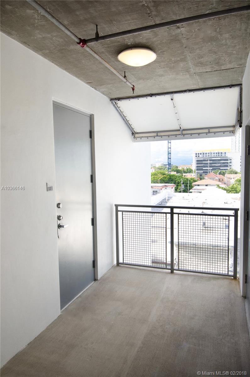 BAYLOFTS CONDO - Residential