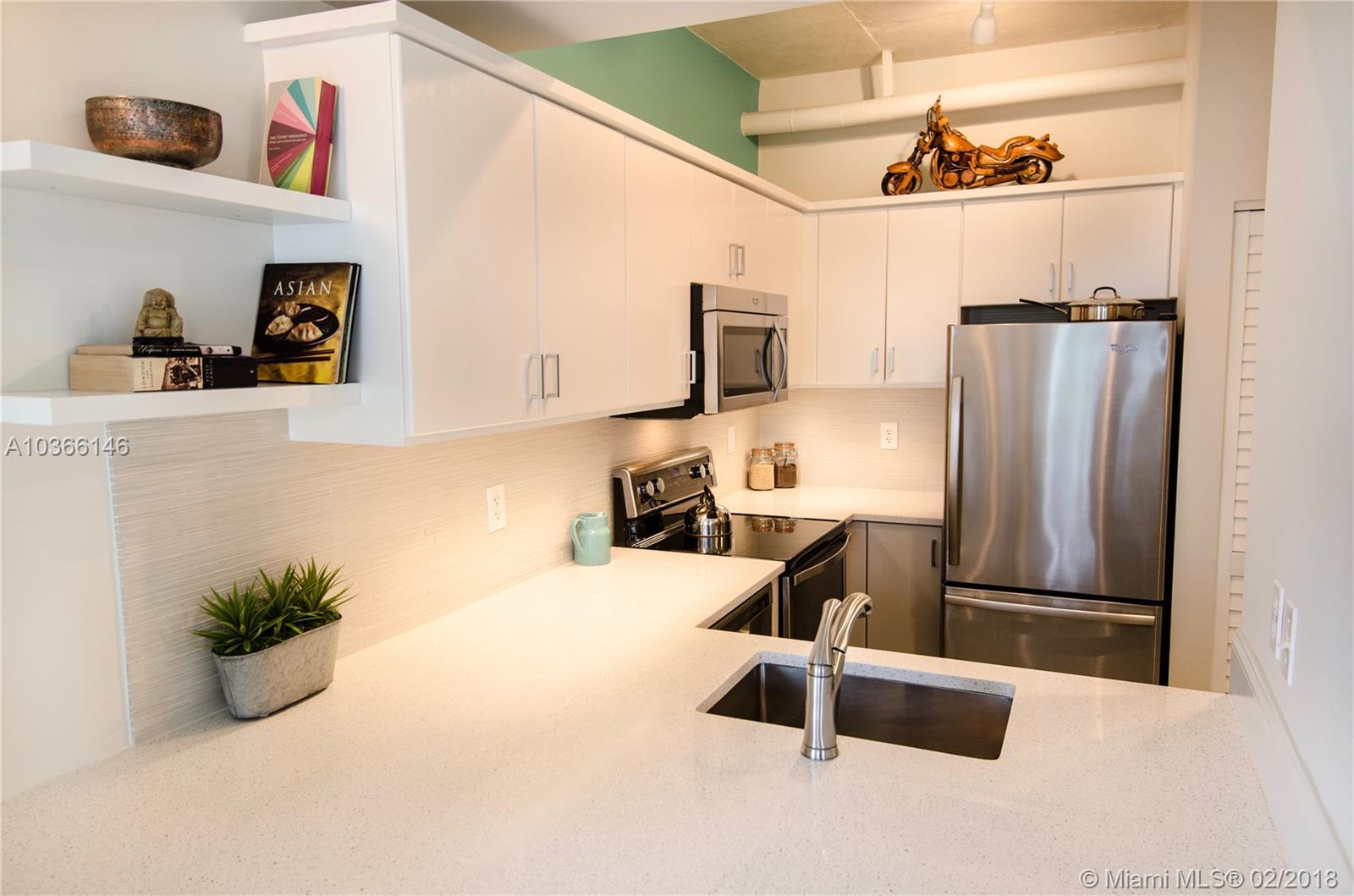 BAYLOFTS CONDO - Residential