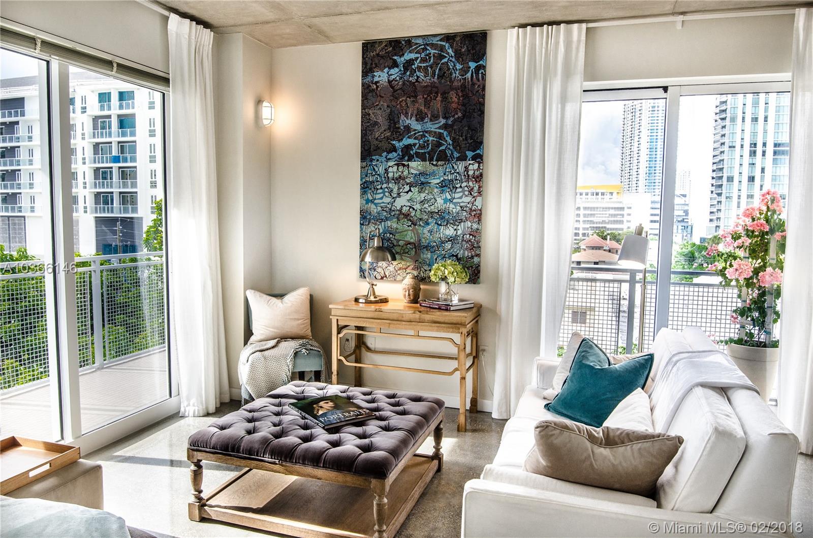 BAYLOFTS CONDO - Residential