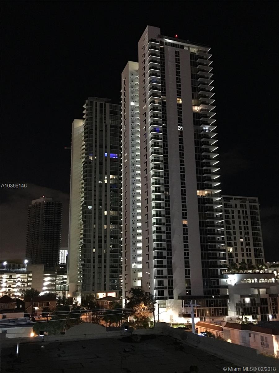 BAYLOFTS CONDO - Residential