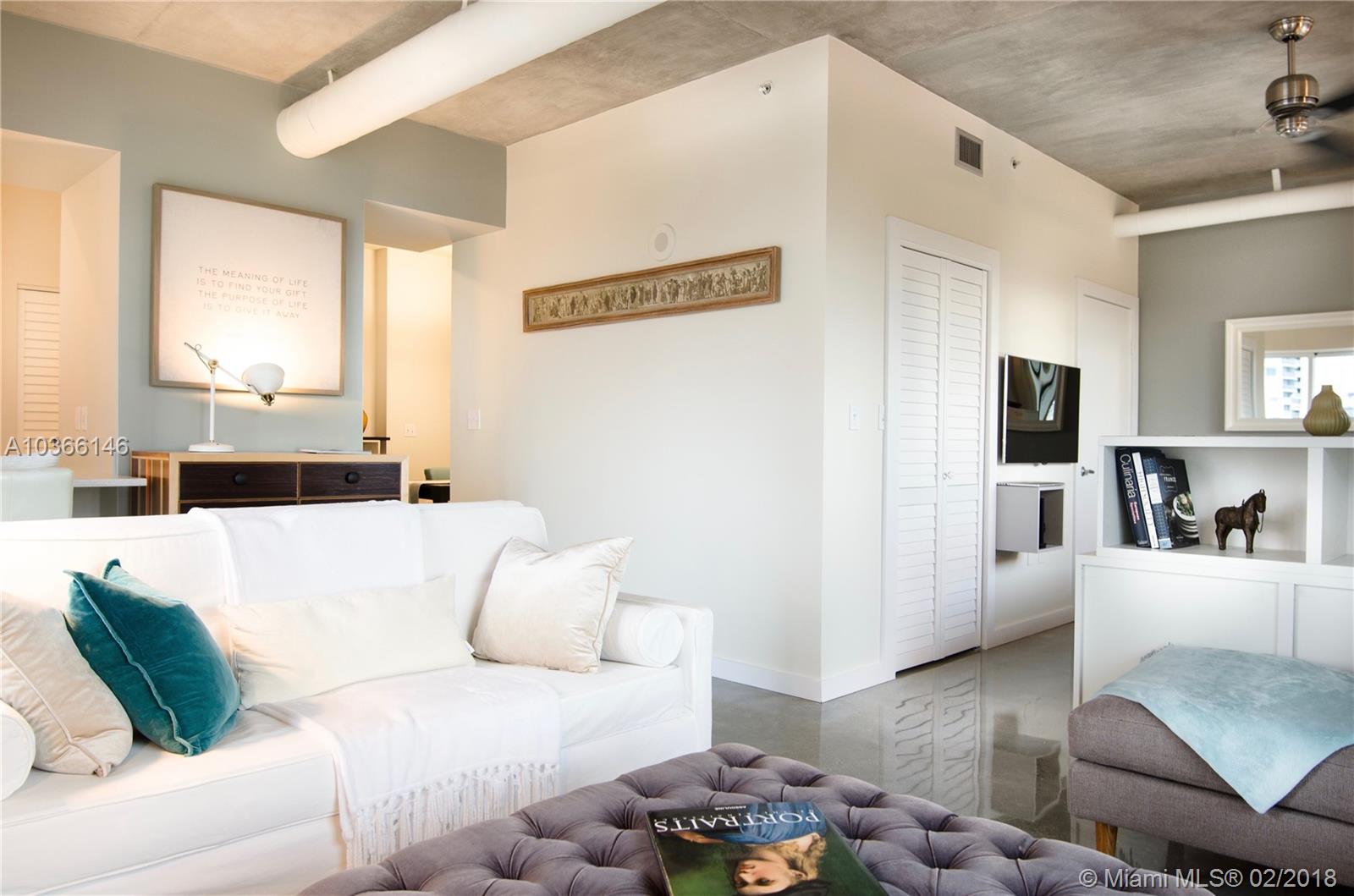 BAYLOFTS CONDO - Residential