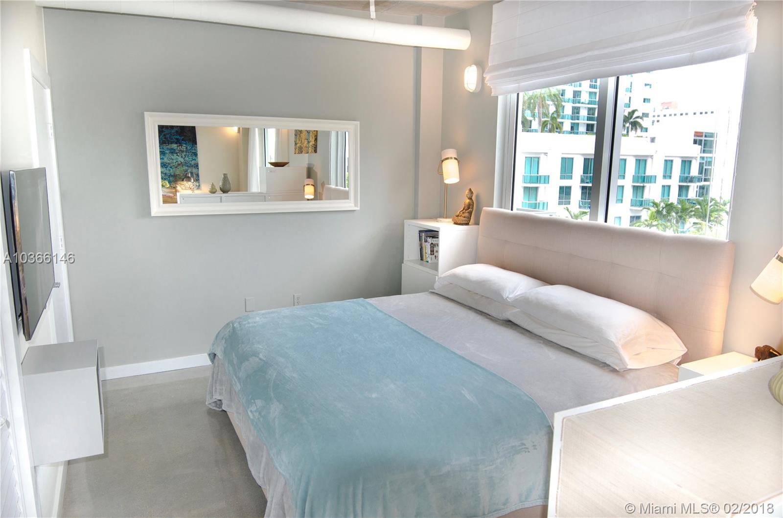 BAYLOFTS CONDO - Residential