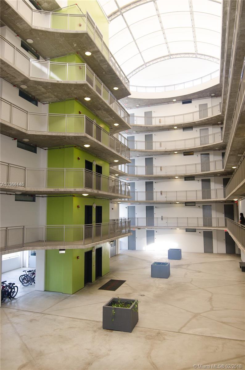 BAYLOFTS CONDO - Residential