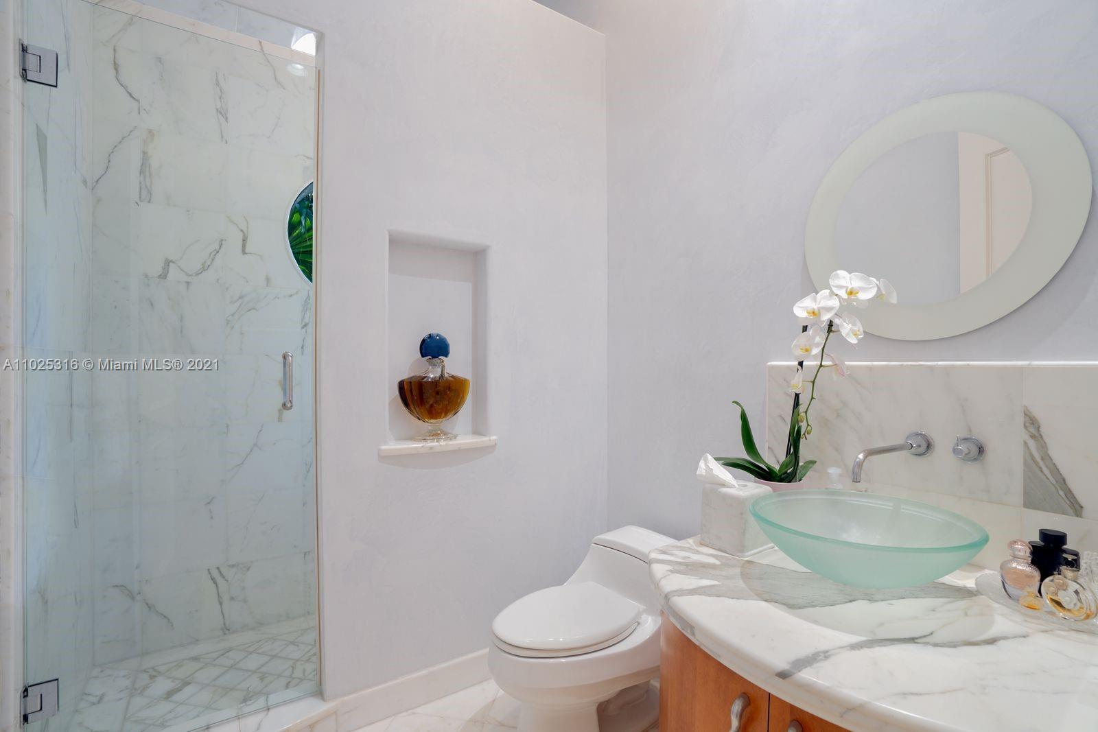 GOLDEN BEACH SEC C - Residential