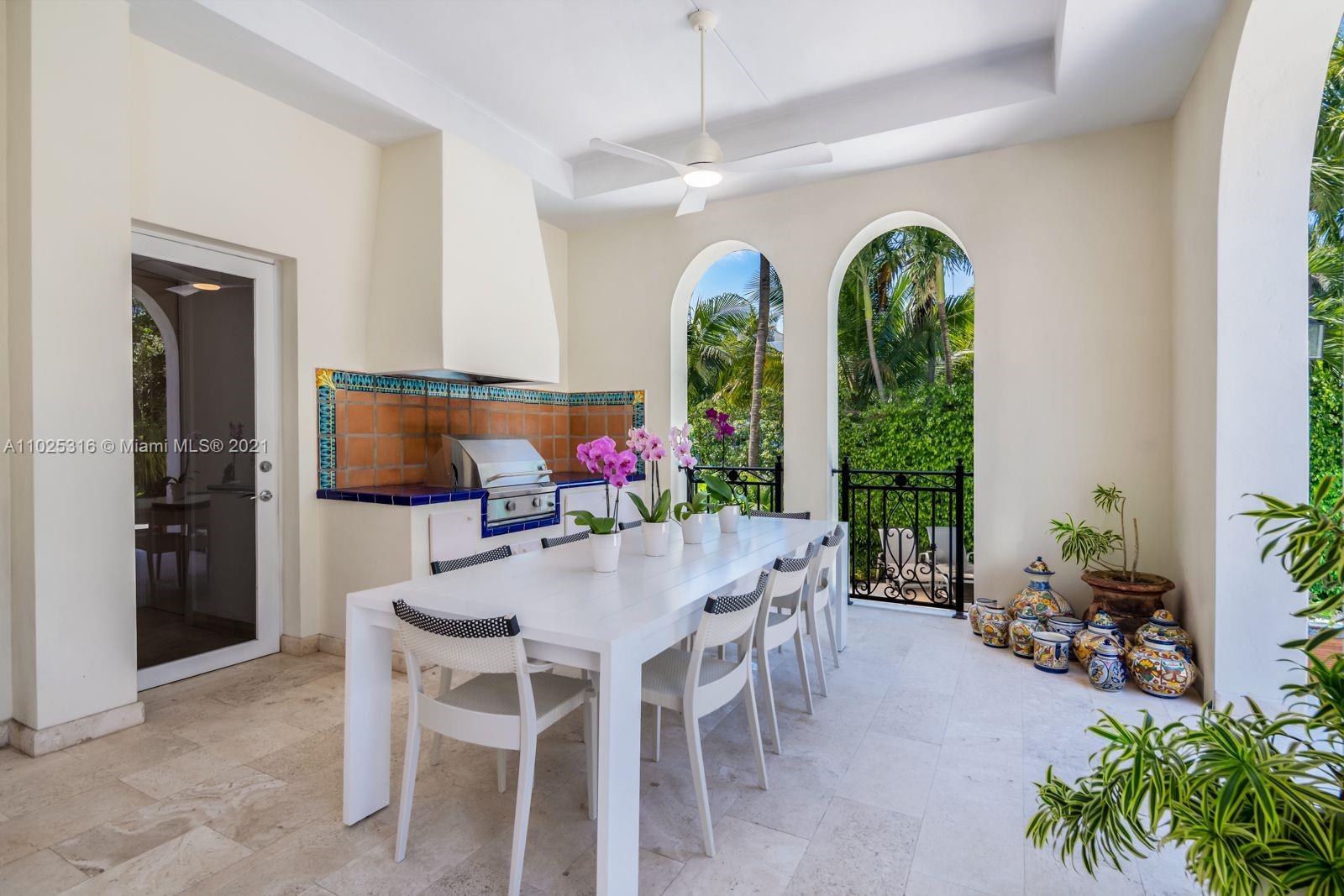 GOLDEN BEACH SEC C - Residential