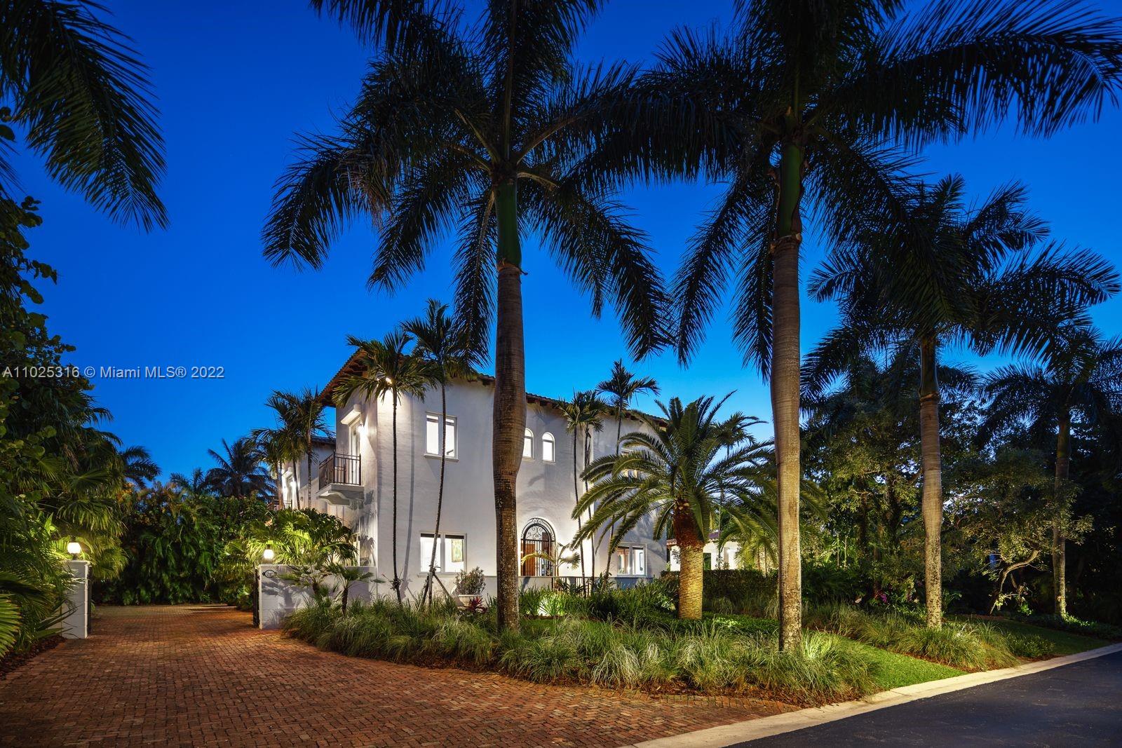 GOLDEN BEACH SEC C - Residential