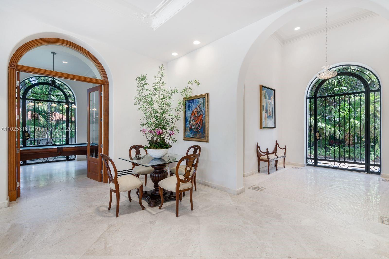 GOLDEN BEACH SEC C - Residential