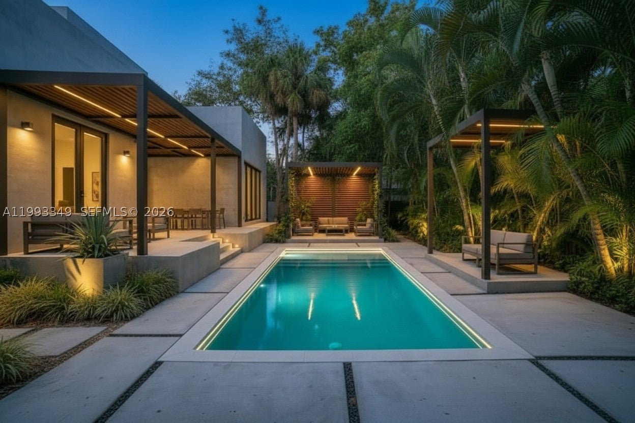 680 NW 33rd St