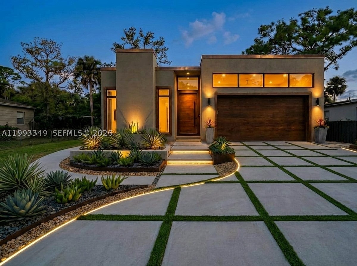 680 NW 33rd St
