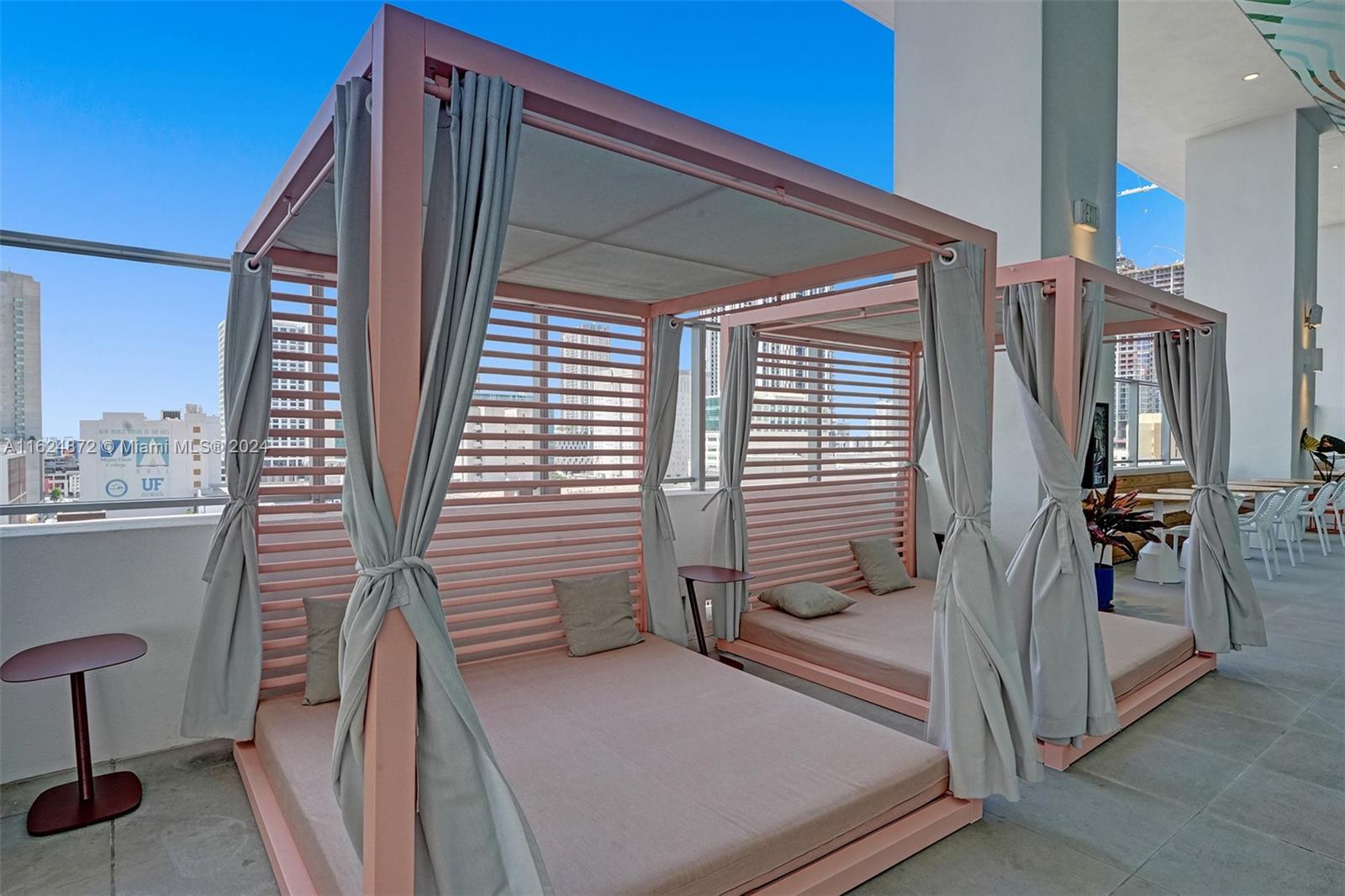 YOTEL PAD MIAMI - Residential