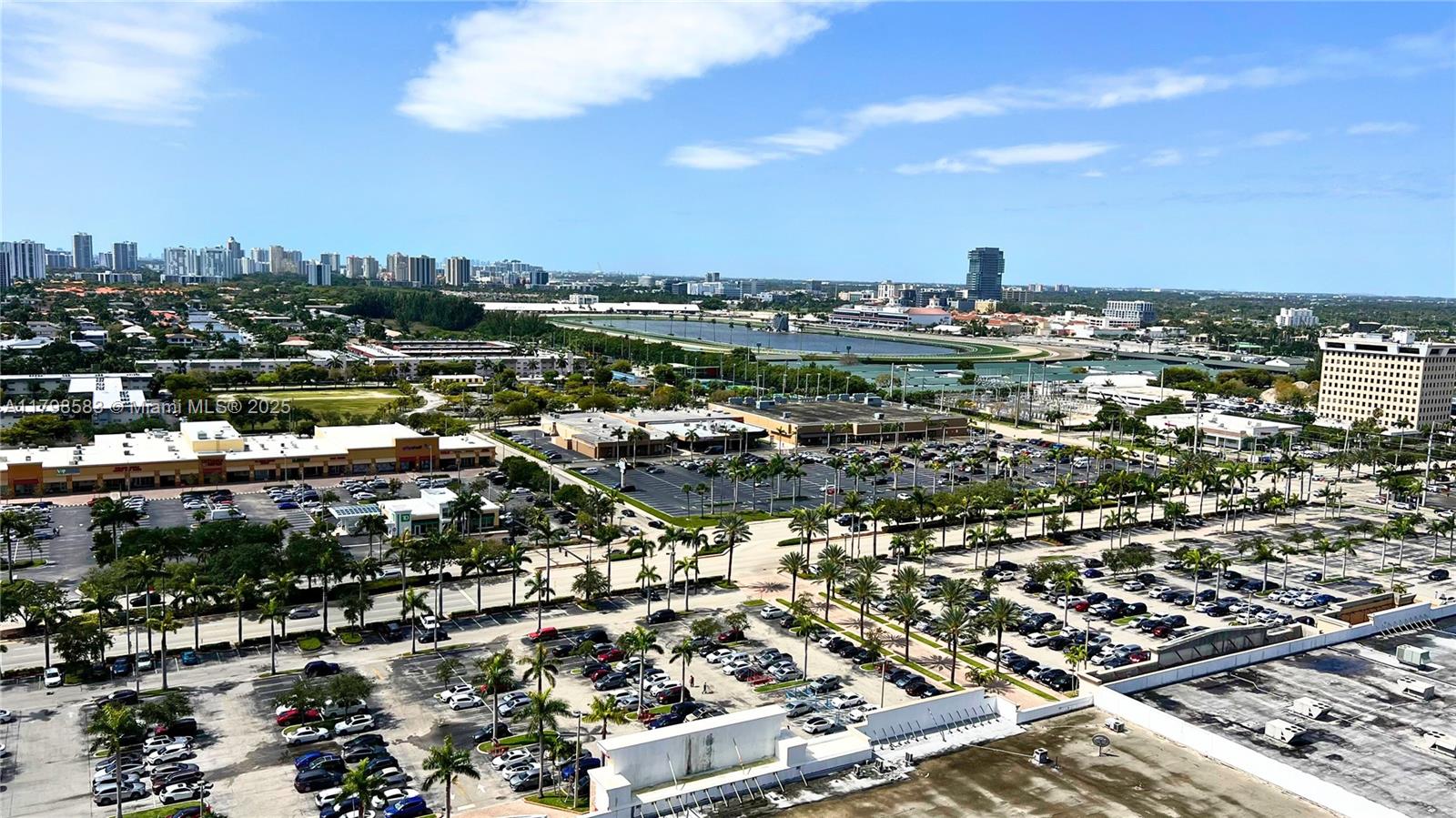 DUO CONDOMINIUM WEST - Residential