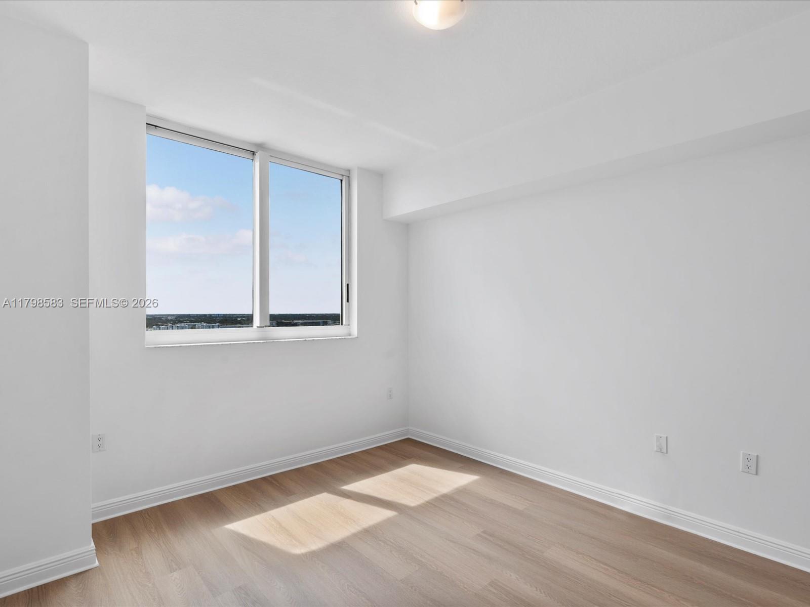 DUO CONDOMINIUM WEST - Residential