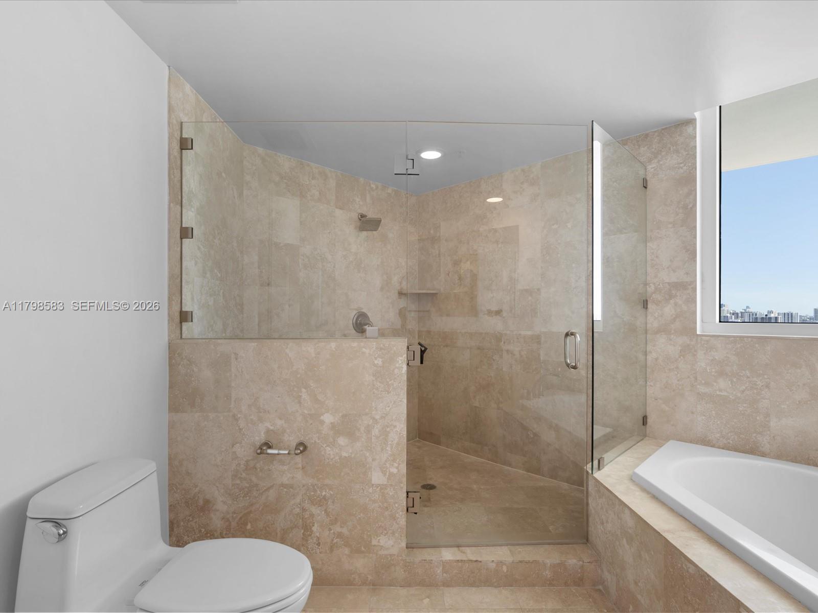 DUO CONDOMINIUM WEST - Residential