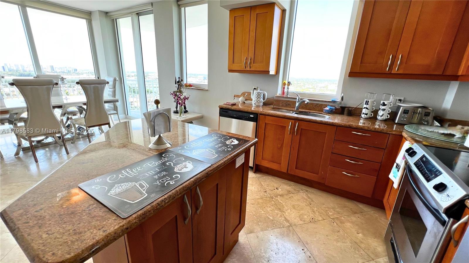 1745 E Hallandale Beach Blvd 2007W