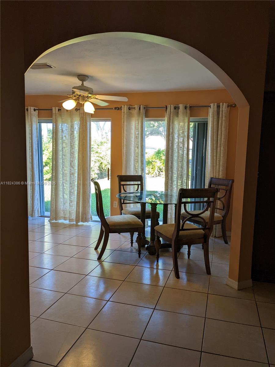 KEYS-GATE NO 1 - Residential